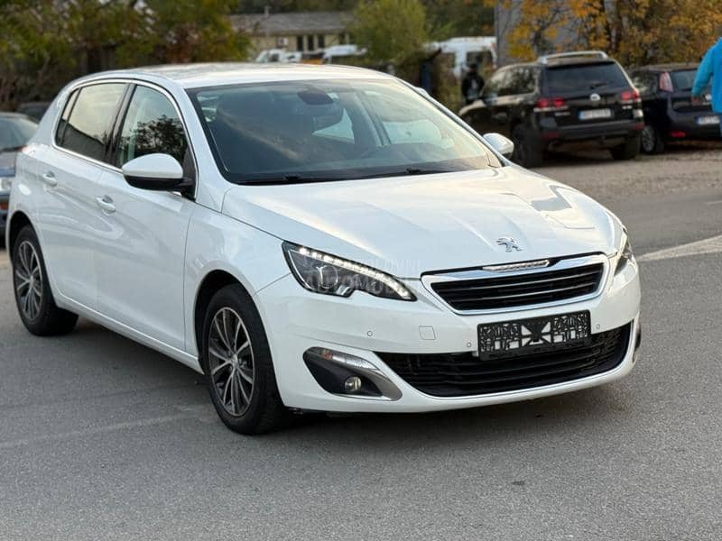 Peugeot 308 1.2 ALLURE