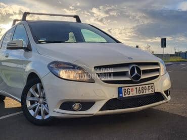Mercedes Benz B 180 