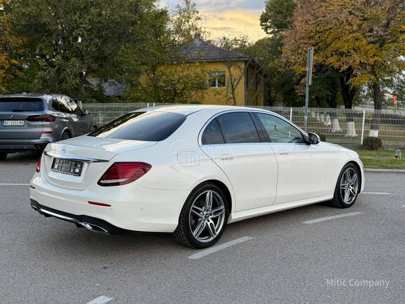 Mercedes Benz E 220 