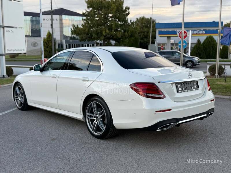 Mercedes Benz E 220 