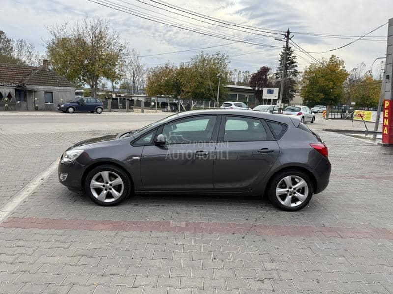 Opel Astra J 1.4 b //t.o.p//