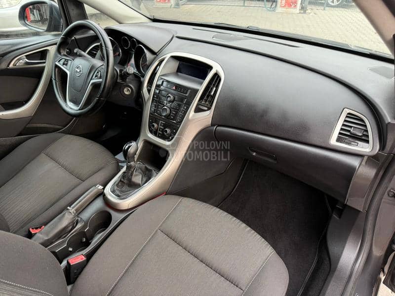 Opel Astra J 1.4 b //t.o.p//