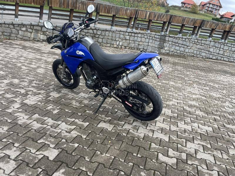 Yamaha XT660R