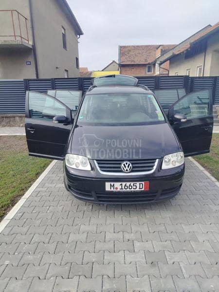 Volkswagen Touran 