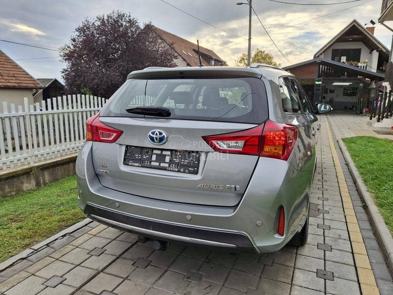 Toyota Auris 1.8 HYBRID