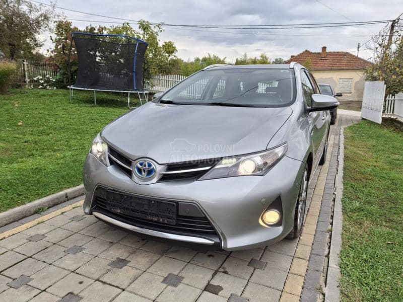 Toyota Auris 1.8 HYBRID