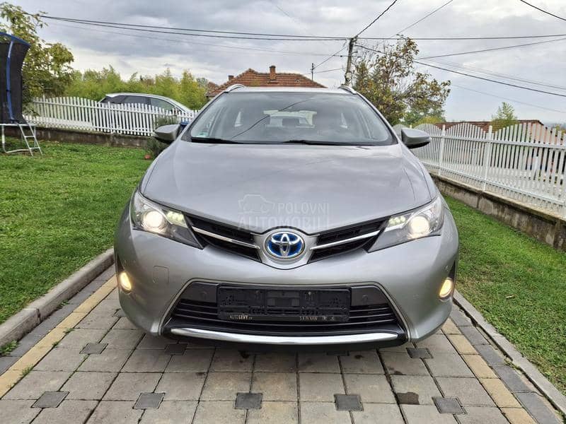 Toyota Auris 1.8 HYBRID