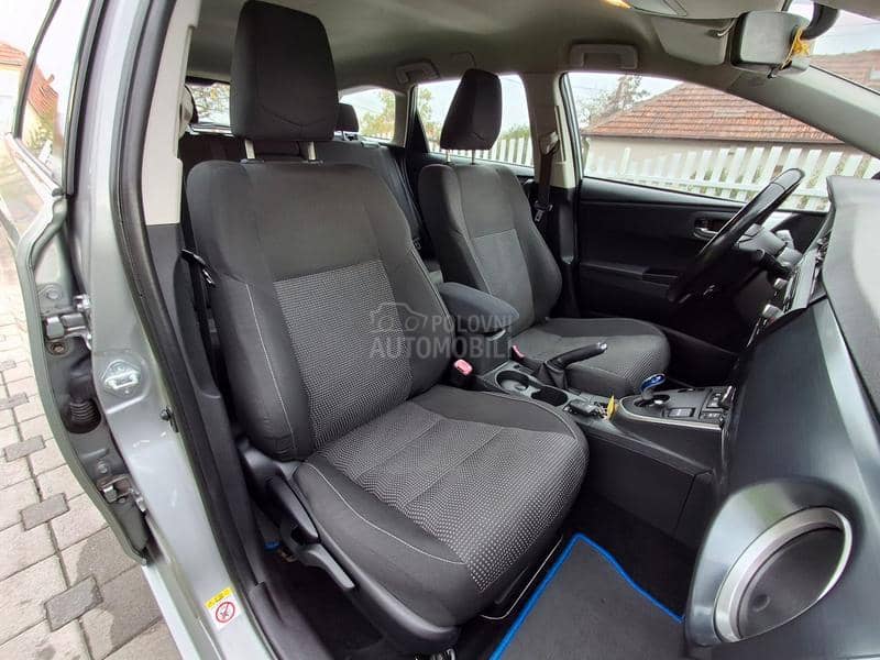 Toyota Auris 1.8 HYBRID
