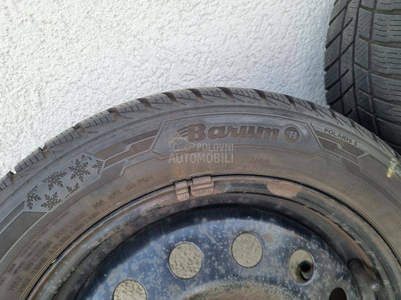 Barum 185/55 R15 Zimska