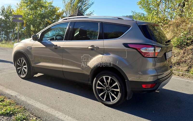 Ford Kuga Business N1