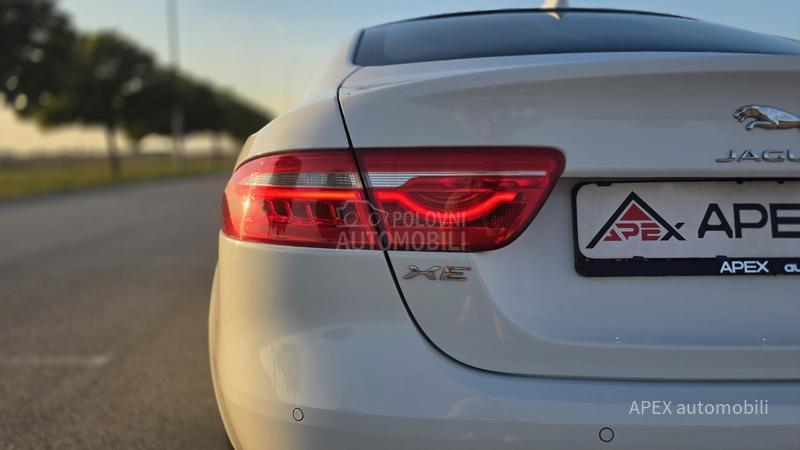 Jaguar XE 20d Pure