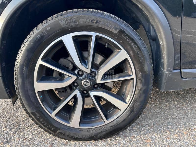 Nissan X-Trail TEKNA 4x4 360