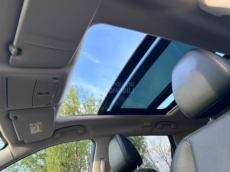 Nissan X-Trail TEKNA 4x4 360