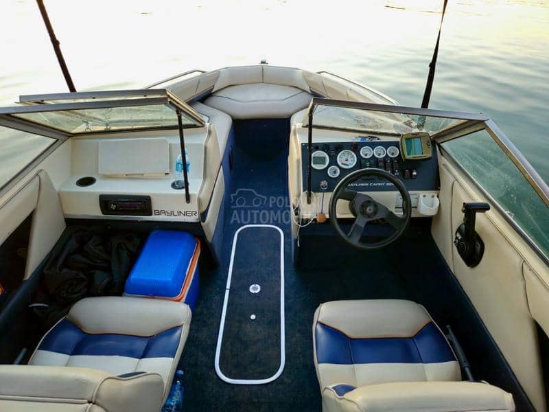 Bayliner CAPRI 1950 Servisiran