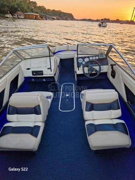 Bayliner CAPRI 1950 Servisiran