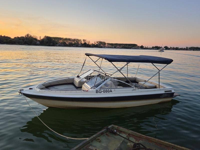 Bayliner CAPRI 1950 Servisiran