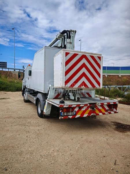 Mercedes Benz ATEGO 1215