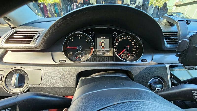 Volkswagen Passat B7 2,0 TDI BLUEMOTION