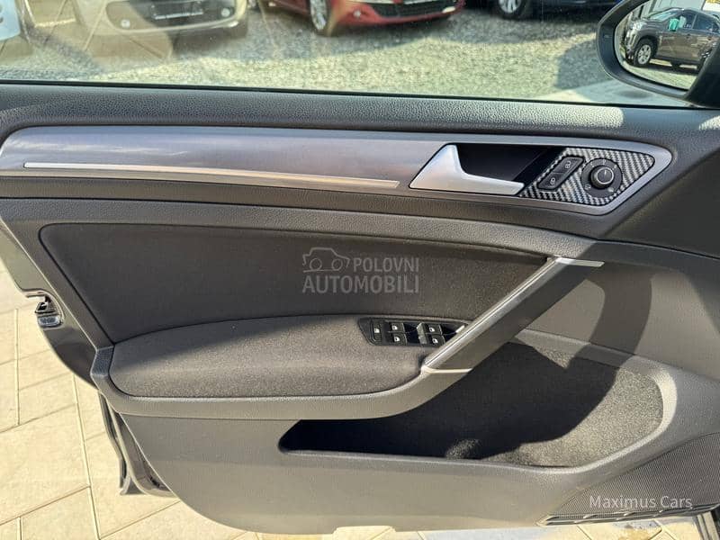Volkswagen Golf 7 1.6 TDI R-LINE