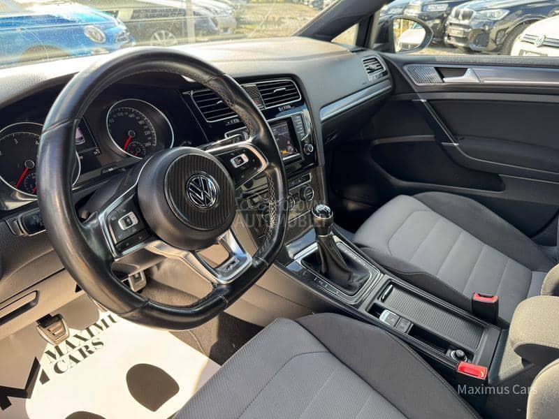 Volkswagen Golf 7 1.6 TDI R-LINE