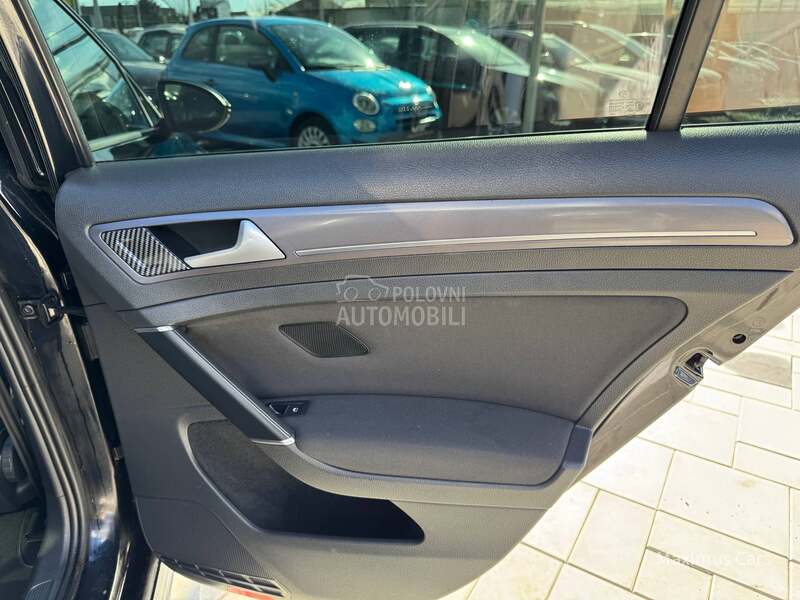 Volkswagen Golf 7 1.6 TDI R-LINE