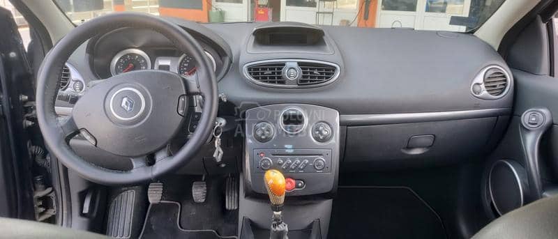 Renault Clio 1,4 16v 5v