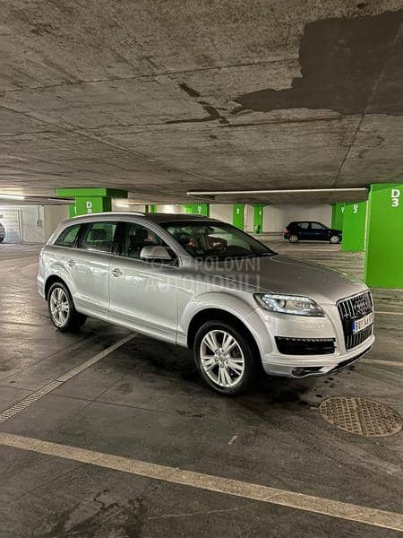 Audi Q7 