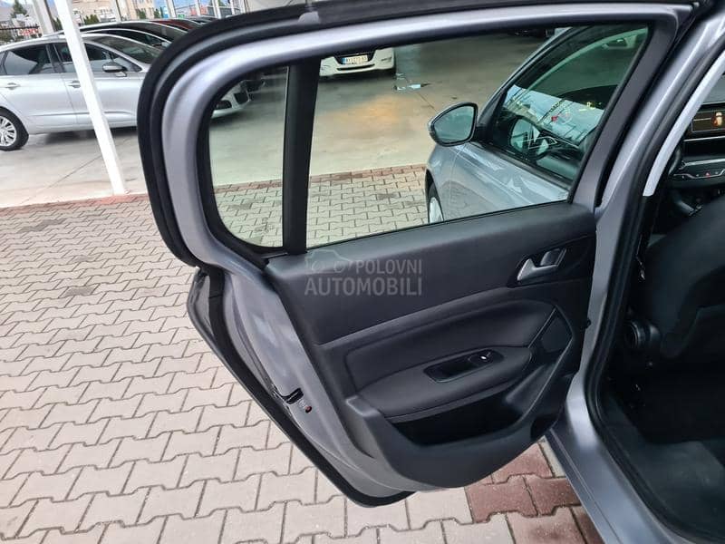 Peugeot 308 1.5 BLUEHDI PREMIUM