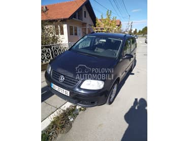 Volkswagen Touran 1.6FSI