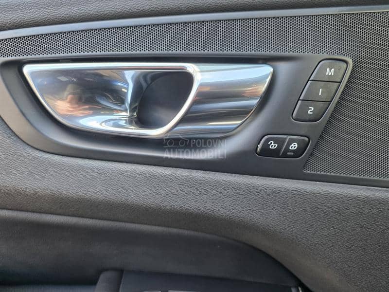 Volvo XC60 T6 310 R design AWD