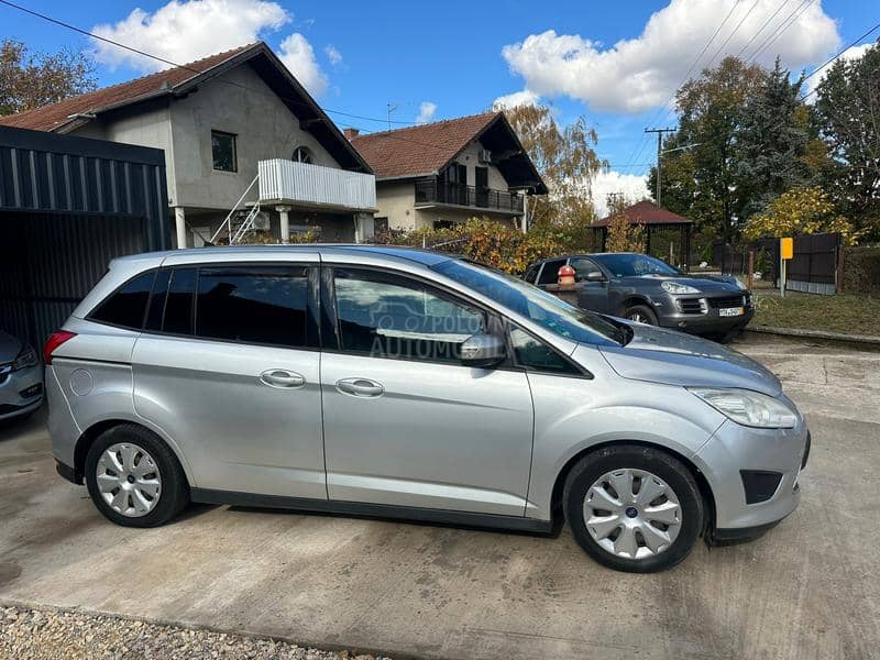 Ford Grand C-Max ZA TRGOVCE