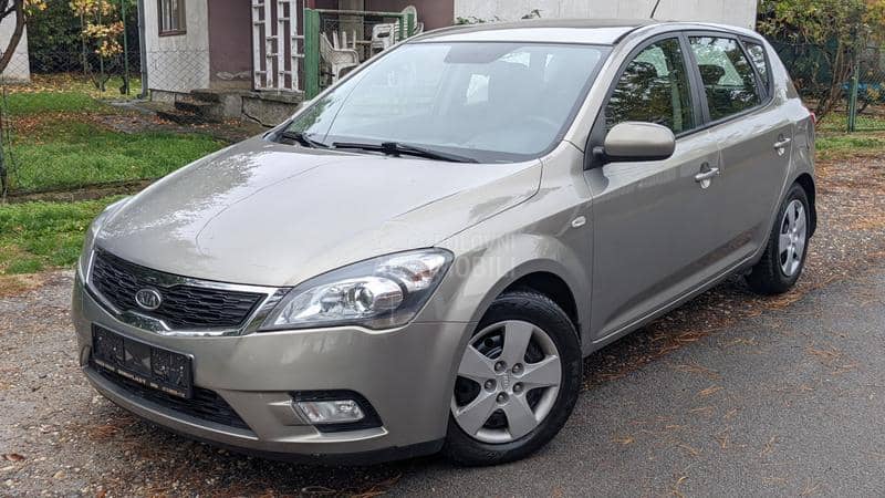 Kia cee`d 1.4 CVVT LX CITY
