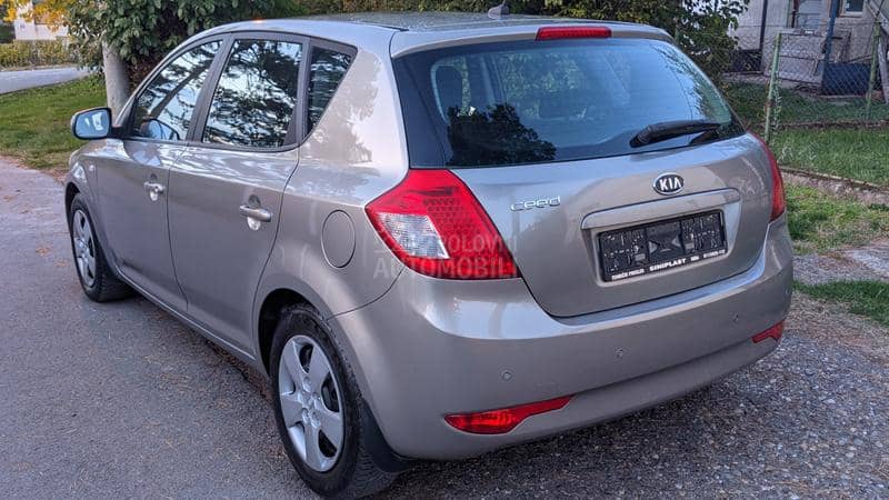 Kia cee`d 1.4 CVVT LX CITY