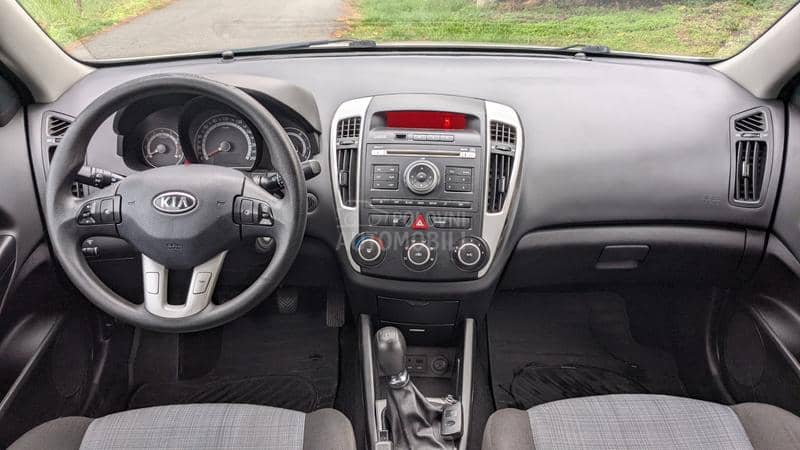 Kia cee`d 1.4 CVVT LX CITY