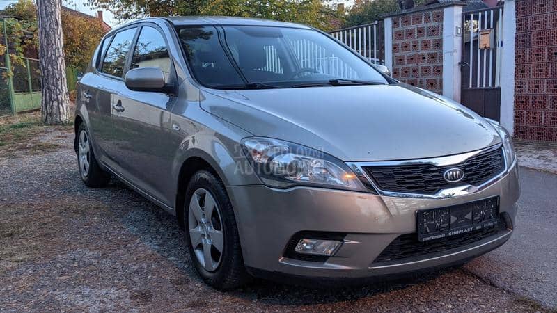 Kia cee`d 1.4 CVVT LX CITY