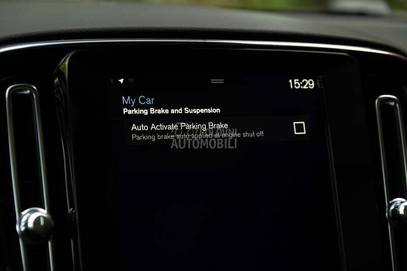 Volvo XC40 AUT/PANO/AWD