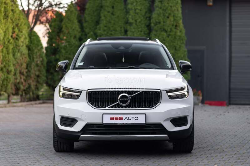 Volvo XC40 AUT/PANO/AWD