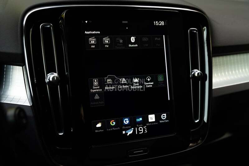 Volvo XC40 AUT/PANO/AWD