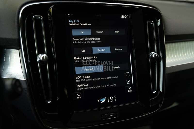 Volvo XC40 AUT/PANO/AWD