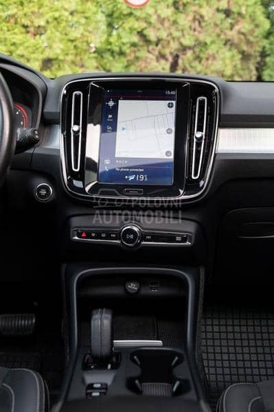 Volvo XC40 AUT/PANO/AWD