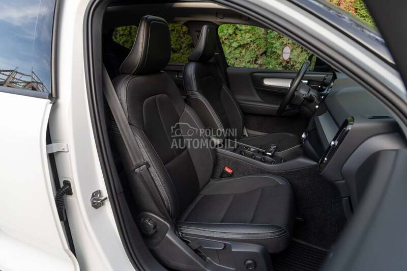 Volvo XC40 AUT/PANO/AWD