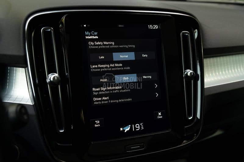 Volvo XC40 AUT/PANO/AWD