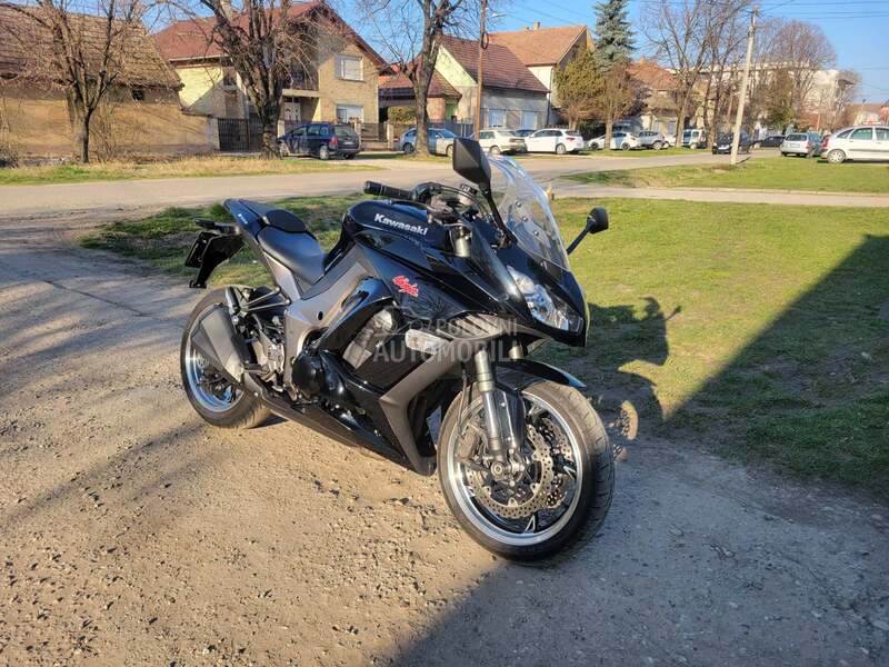 Kawasaki z1000 ninja