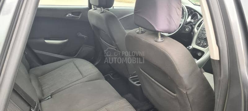 Opel Astra J 1.7 CDTI GRATIS REG.