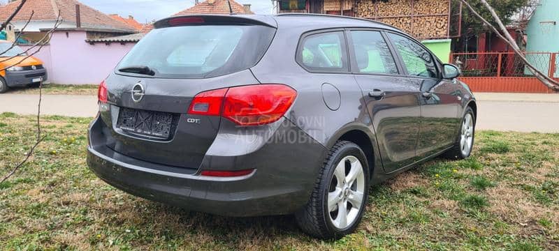 Opel Astra J 1.7 CDTI GRATIS REG.