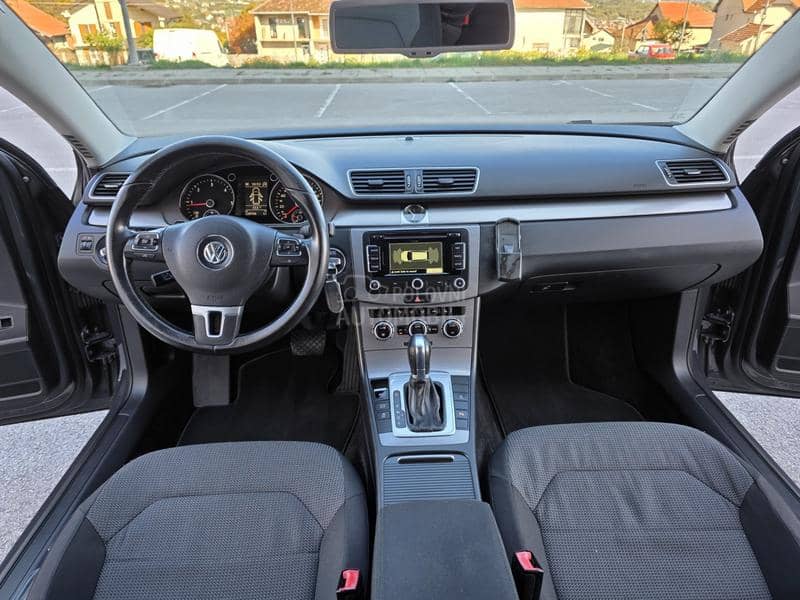 Volkswagen Passat B7 2.0 tdi D S G Volkswagen Passat B7 2.0 tdi D S G