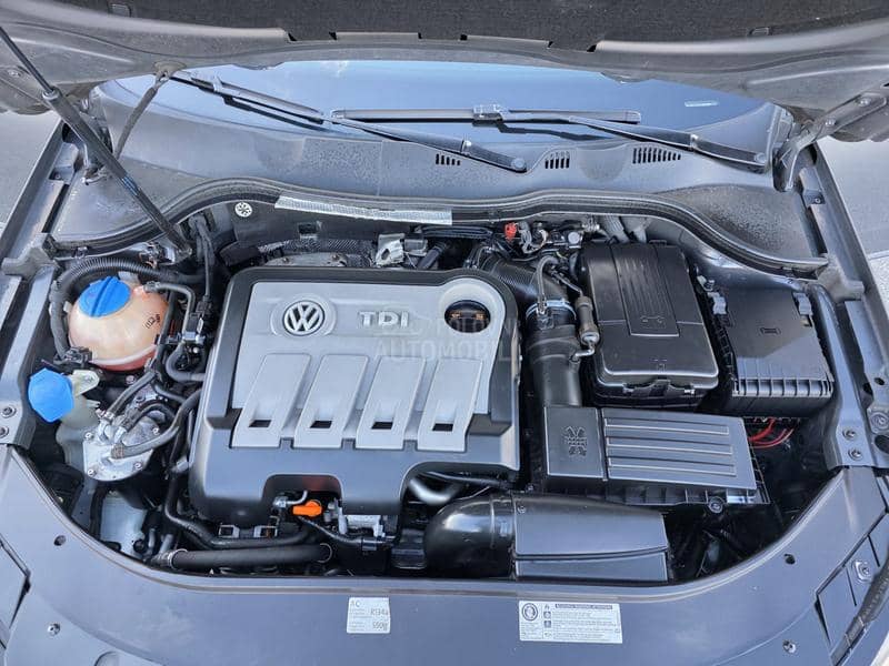 Volkswagen Passat B7 2.0 tdi D S G Volkswagen Passat B7 2.0 tdi D S G