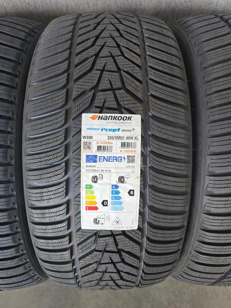 Hankook 285/30 R21 Zimska