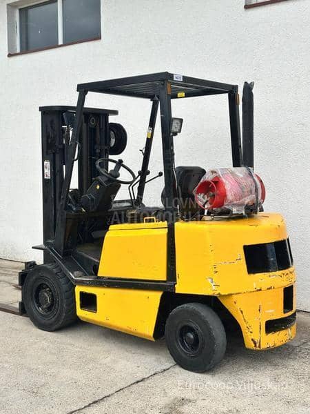 Jungheinrich YALE 2,5T TRIPLEX