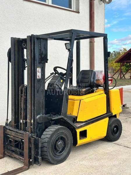 Jungheinrich YALE 2,5T TRIPLEX